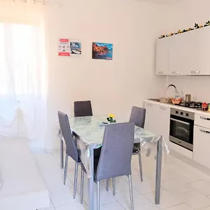 House Miriam , Reggio Calabria Italia