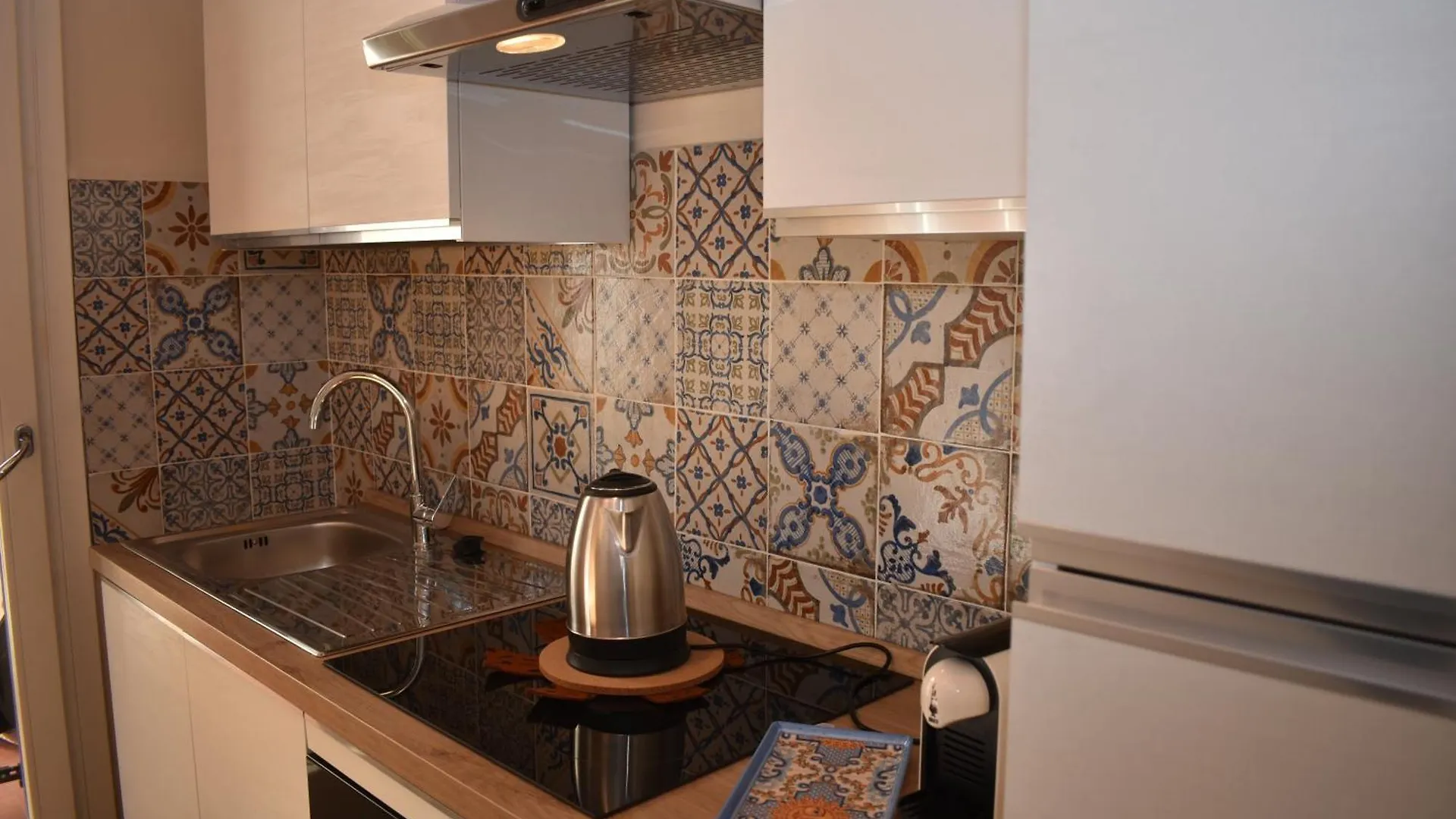 Kanat Apartment Palermo 0*,
